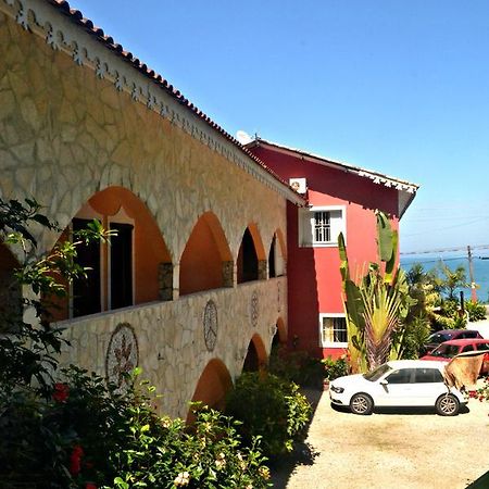 Pousada Casa de Pedra Boiçucanga Exterior foto