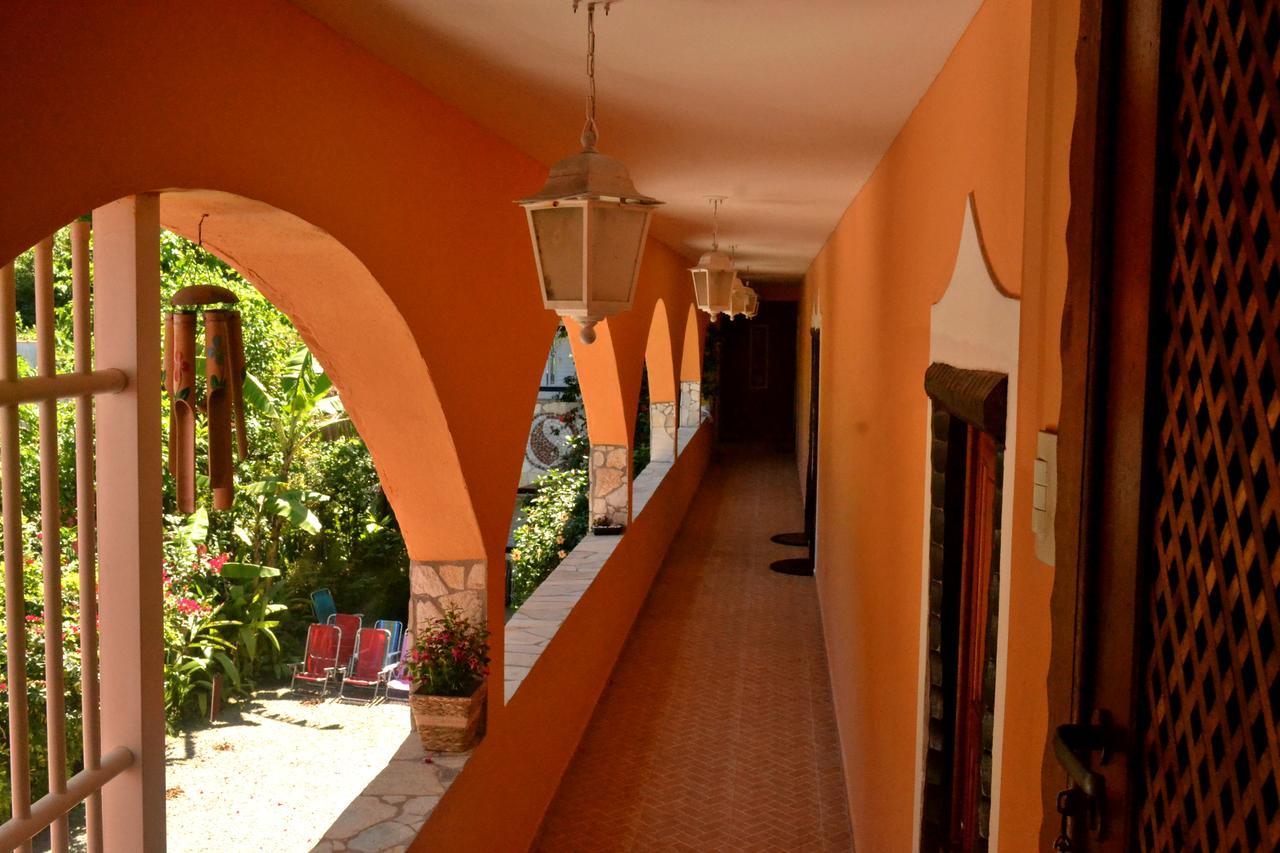 Pousada Casa de Pedra Boiçucanga Exterior foto